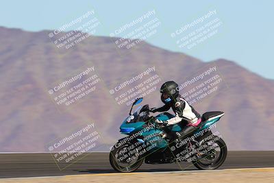 media/Dec-17-2022-SoCal Trackdays (Sat) [[224abd9271]]/Turn 12 Inside Distant (1025am)/